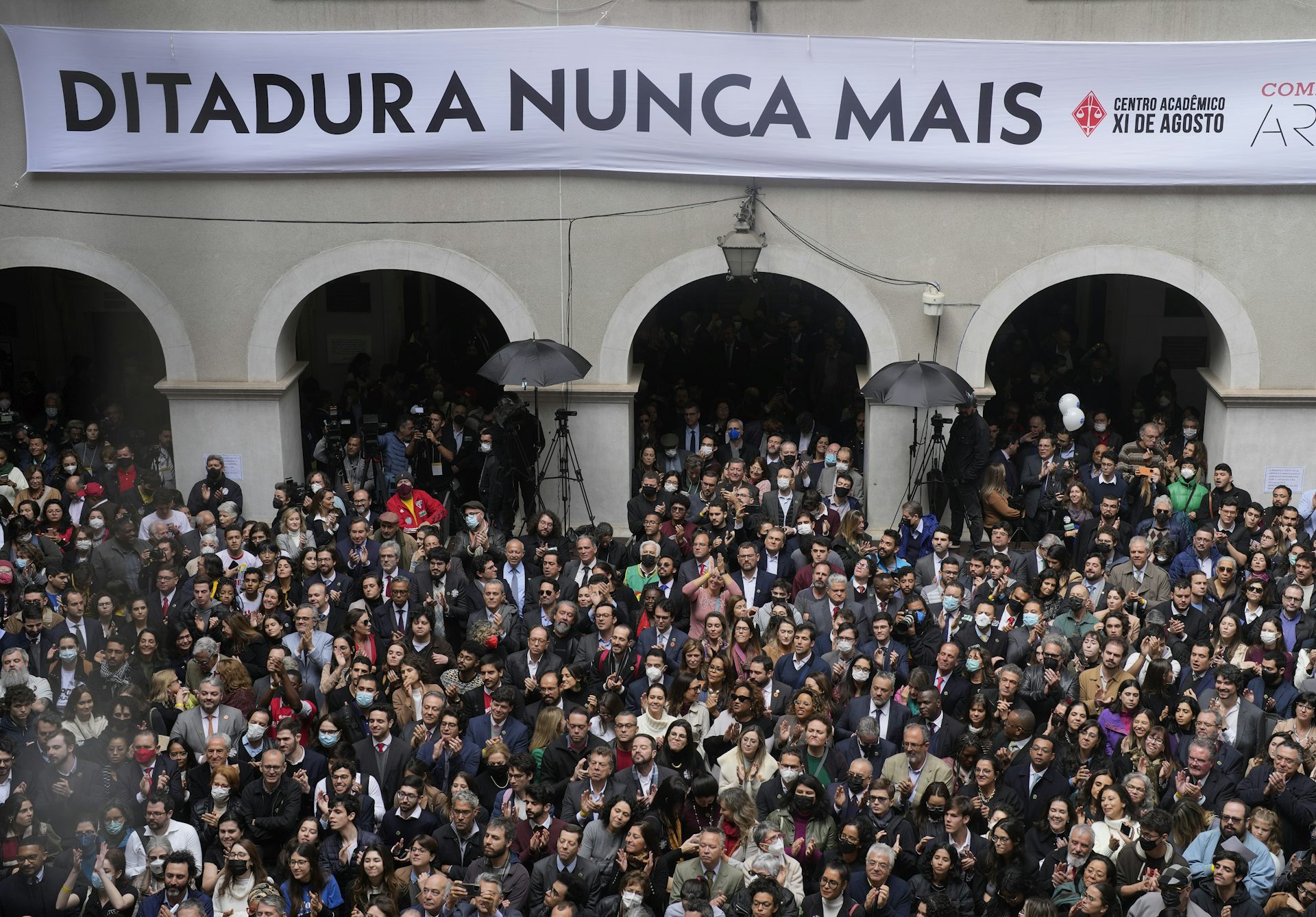 Nomeações ao Oscar de Ainda estou aqui ajudam a tratar feridas não cicatrizadas da ditadura militar