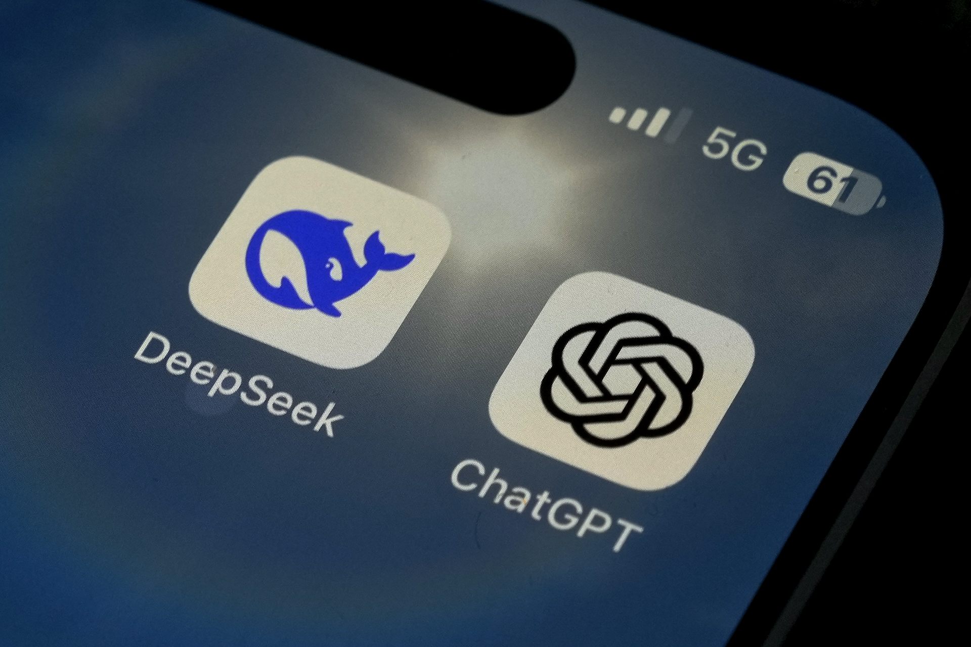 DeepSeek: tudo sobre a bomba chinesa que está derrubando o ChatGPT, a NVIDIA e as grandes empresas de tecnologia dos EUA