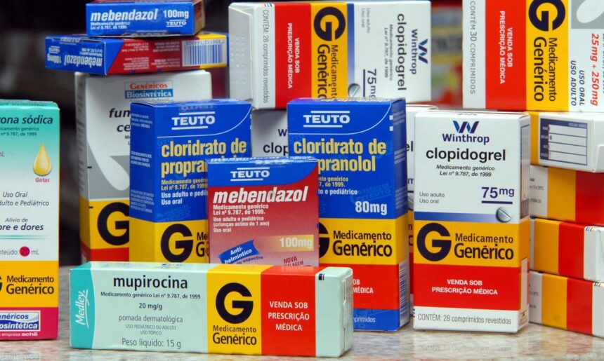 Preço de medicamentos genéricos pode cair mais de 50%, diz Ipea