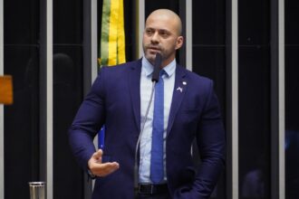 Moraes nega perdão da pena a ex-deputado Daniel Silveira