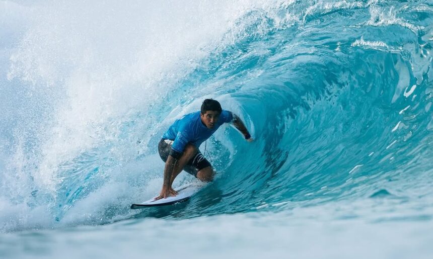 Brasil emplaca 6 surfistas nas oitavas de final da etapa de Abu Dhabi