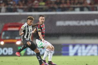 Flamengo e Botafogo se enfrentam mirando as semifinais do Carioca