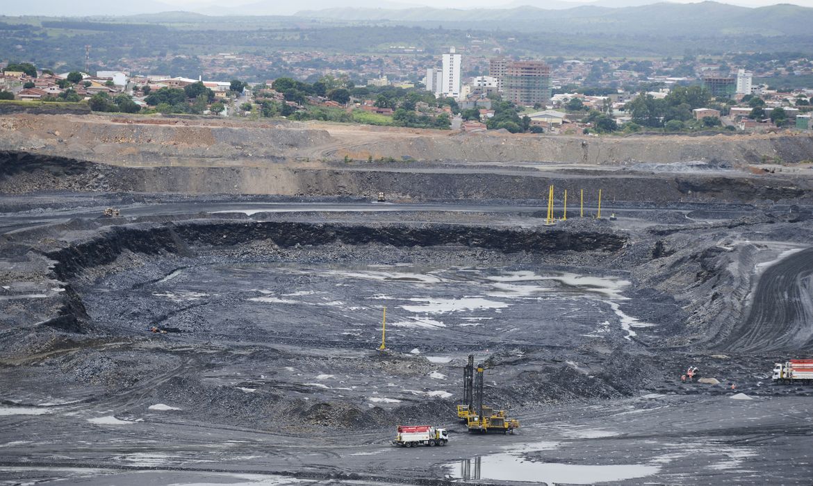 Relatório aponta 901 ocorrências de conflitos de mineração em 2023