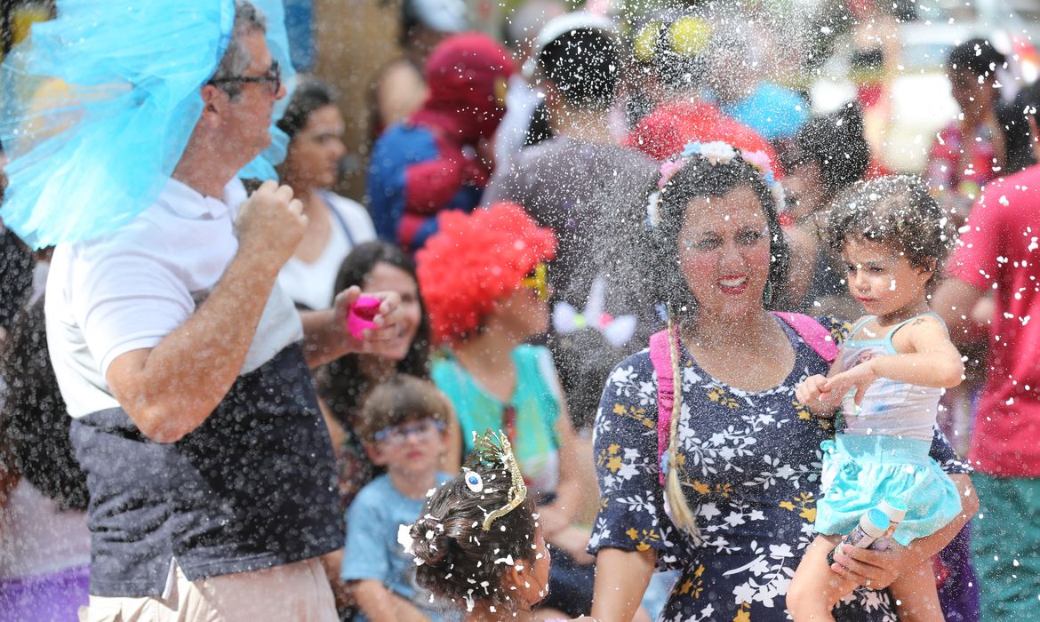 Carnaval de rua do Rio terá 15 blocos neste fim de semana