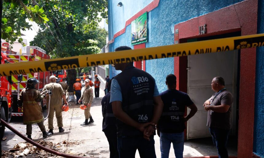 Após incêndio, prefeito diz que escolas de samba não serão rebaixadas