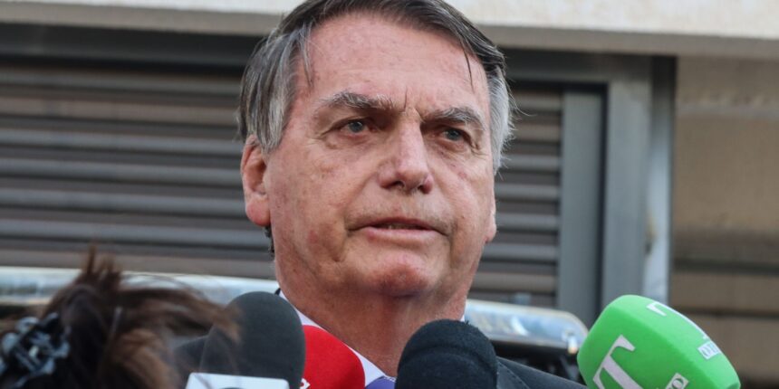 advogados-de-bolsonaro-pedem-83-dias-para-apresentar-defesa-ao-supremo