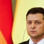 “devemos-alcancar-a-paz-pela-forca”,-diz-zelensky-no-3o-ano-em-guerra