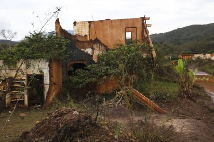 desastre-em-mariana:-26-municipios-aderem-a-acordo-de-reparacao