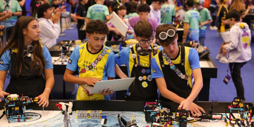 torneio-de-robotica-classifica-estudantes-para-competicao-mundial