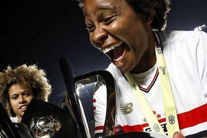 sao-paulo-quebra-hegemonia-do-corinthians-e-fatura-supercopa-feminina