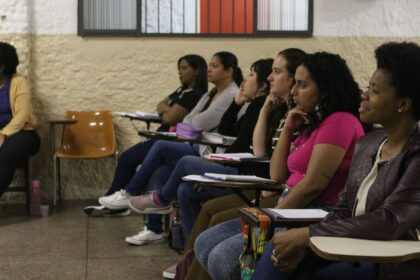 rede-de-cursinhos-populares-da-bolsa-de-r$-200-a-estudantes