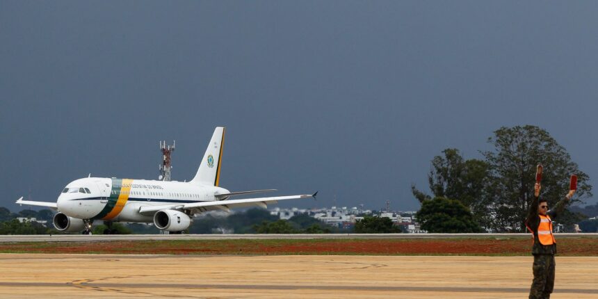 aviao-presidencial-arremete-ao-tentar-pousar-em-sorocaba