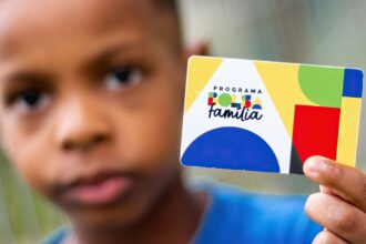 caixa-paga-bolsa-familia-a-beneficiarios-com-nis-de-final-3