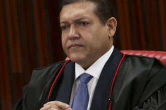 nunes-marques-vota-contra-recurso-de-bolsonaro-e-braga-netto
