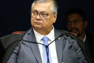 ministro-flavio-dino-veta-uso-do-termo-policias-municipais