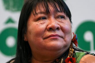 participacao-de-negros-e-indigenas-no-executivo-sobe-para-39%