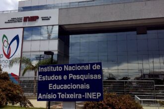 encceja-2025:-prazo-para-justificar-ausencia-em-2024-termina-hoje