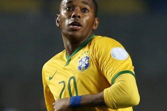 mendes-pede-vista-e-suspende-julgamento-de-robinho-no-stf