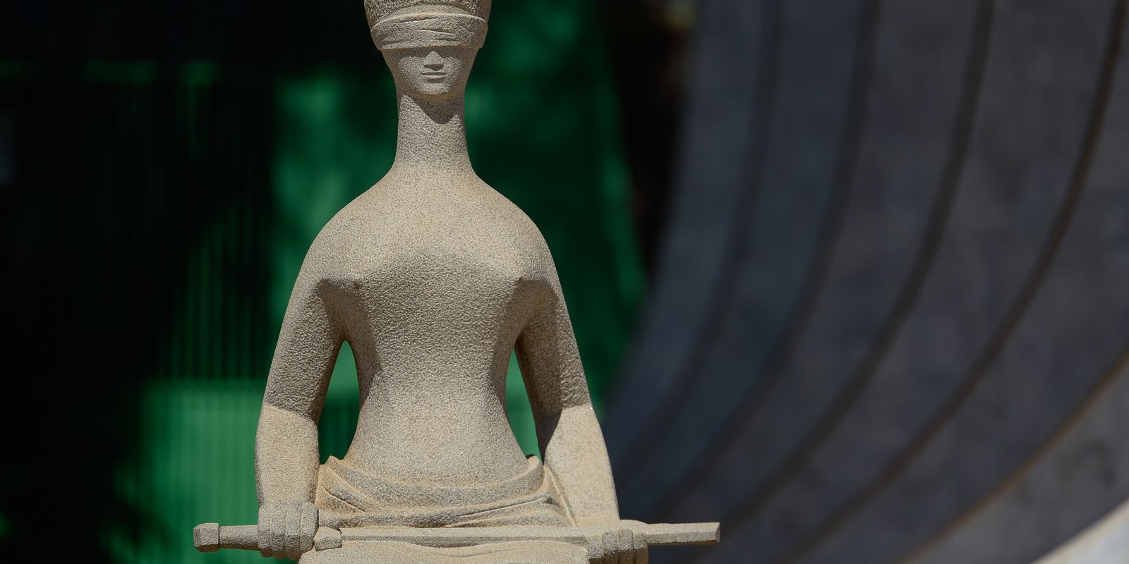 stf-retoma-julgamento-sobre-revista-vexatoria-nos-presidios