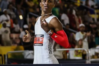 estreia-dourada-em-2025:-alison-vence-400m-com-barreiras-na-jamaica