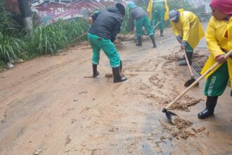 defesas-civis-vistoriam-locais-atingidos-por-temporal-em-petropolis