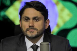 pgr-denuncia-ministro-das-comunicacoes-por-desvio-de-emendas
