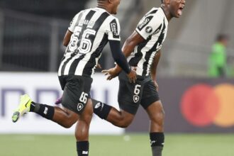 botafogo-vence-primeira-na-copa-libertadores