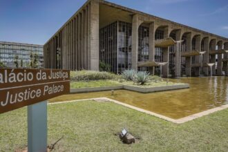 programa-visa-colocar-criancas-no-centro-de-politicas-publicas-do-pais