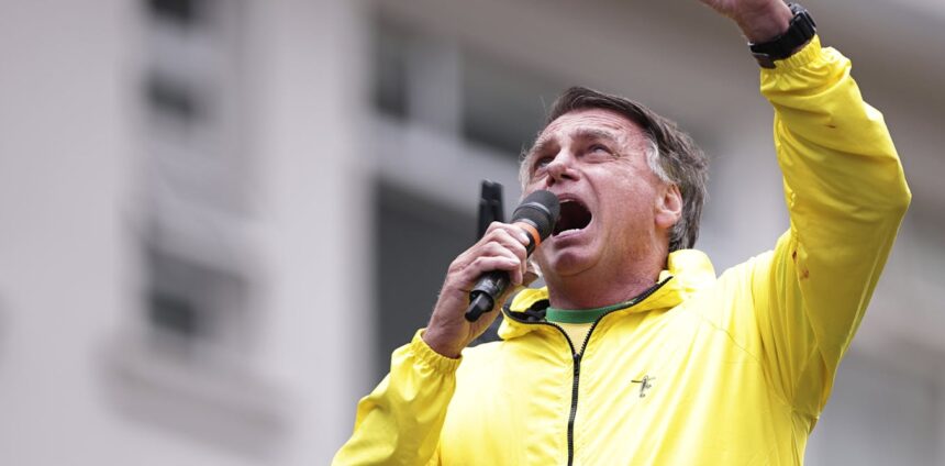 analise:-bolsonaro-usa-vitimizacao-e-campanha-por-anistia-para-tentar-driblar-justica