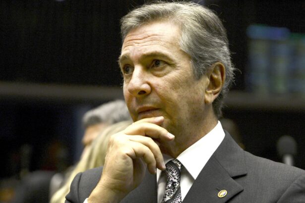 ex-presidente-fernando-collor-e-preso-em-maceio