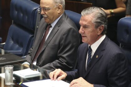 moraes-da-48-horas-para-defesa-informar-estado-de-saude-de-collor