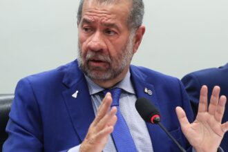 lupi-diz-que-sempre-foi-contra-descontos-em-beneficios-previdenciarios