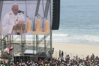 francisco-deixa-legado-inacabado:-reconstruir-a-igreja-a-partir-da-humildade-e-da-justica-social