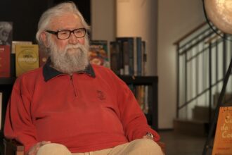 no-trilha-de-letras,-leonardo-boff-destaca-protagonismo-do-papa