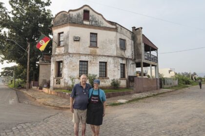 no-rs,-casarao-de-117-anos-resistiu-a-varias-enchentes-do-rio-taquari