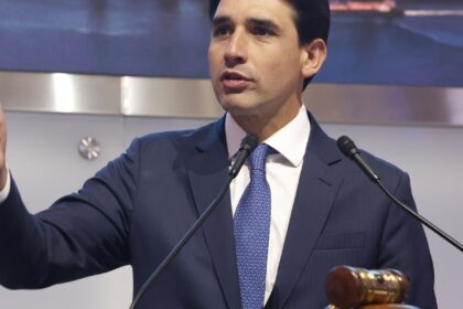 canal-de-acesso-ao-porto-de-paranagua-deve-ser-leiloado-em-agosto