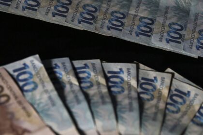 decreto-mantem-restricao-de-r$-121,5-bi-no-orcamento-ate-maio