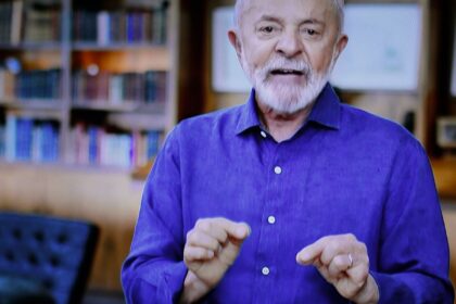 lula-defende-debate-sobre-fim-da-escala-6×1-e-aborda-fraude-no-inss