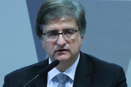 pgr-e-a-favor-de-prisao-domiciliar-para-collor
