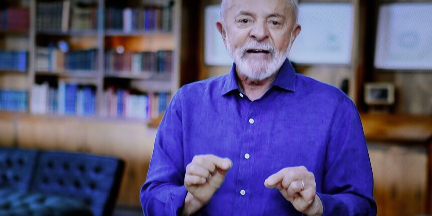 lula-defende-debate-sobre-fim-da-escala-6×1-e-aborda-fraude-no-inss