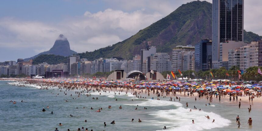 justica-tera-posto-em-copacabana-para-atender-publico-de-lady-gaga