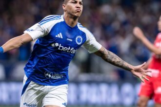 kaio-jorge-leva-cruzeiro-a-vitoria-na-copa-do-brasil