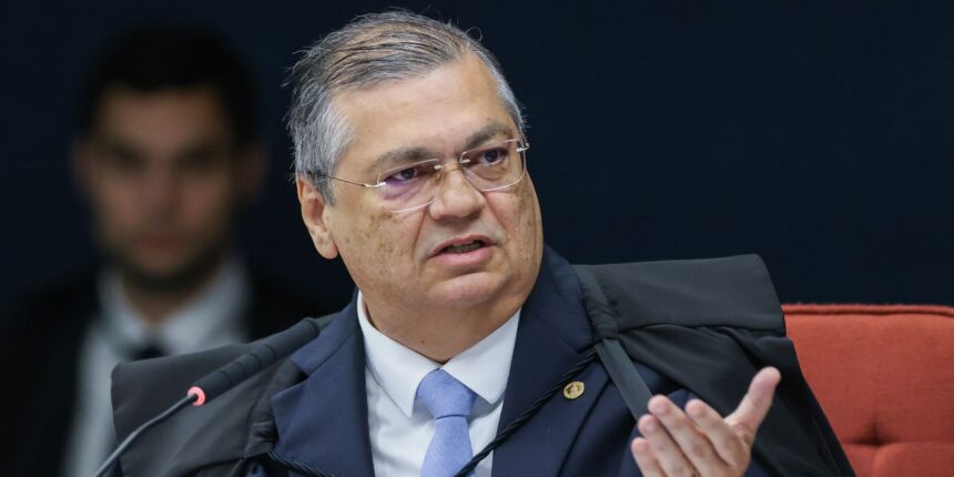 dino-da-cinco-dias-uteis-para-sostenes-esclarecer-fala-sobre-emendas