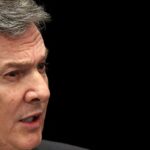ex-presidente-fernando-collor-deixa-presidio-para-cumprir-pena-em-casa