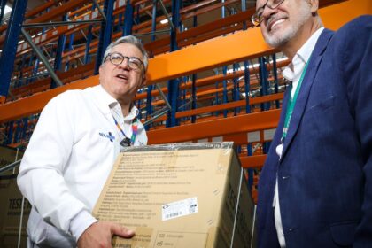 ministerio-da-saude-recebe-1,3-milhao-de-vacinas-contra-a-covid-19