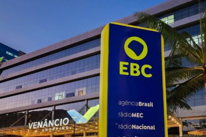 hoje-e-dia-destaca-a-criacao-da-agencia-brasil-e-da-radio-mec-fm