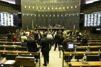 camara-pode-votar-urgencia-para-aumentar-numero-de-deputados-federais