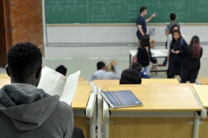 campanha-arrecada-doacoes-para-bolsas-destinadas-a-estudantes-negros
