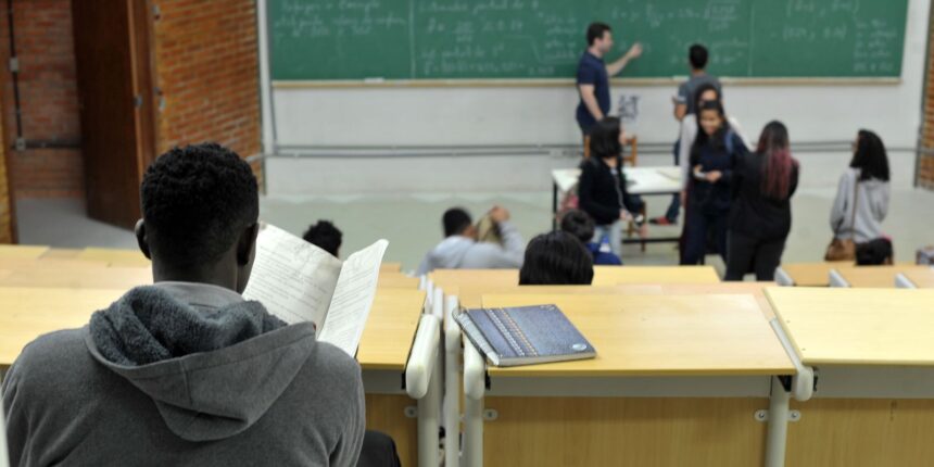 campanha-arrecada-doacoes-para-bolsas-destinadas-a-estudantes-negros