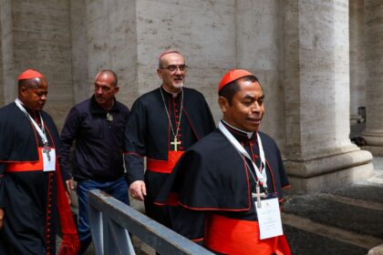 cardeais-que-votam-no-conclave-estao-em-roma,-diz-vaticano